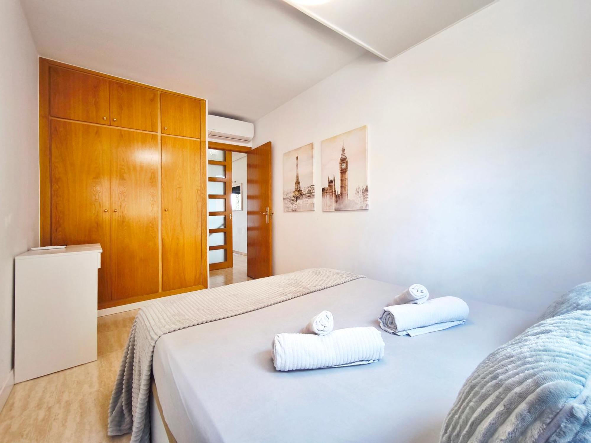 Duplex Con Piscina En *