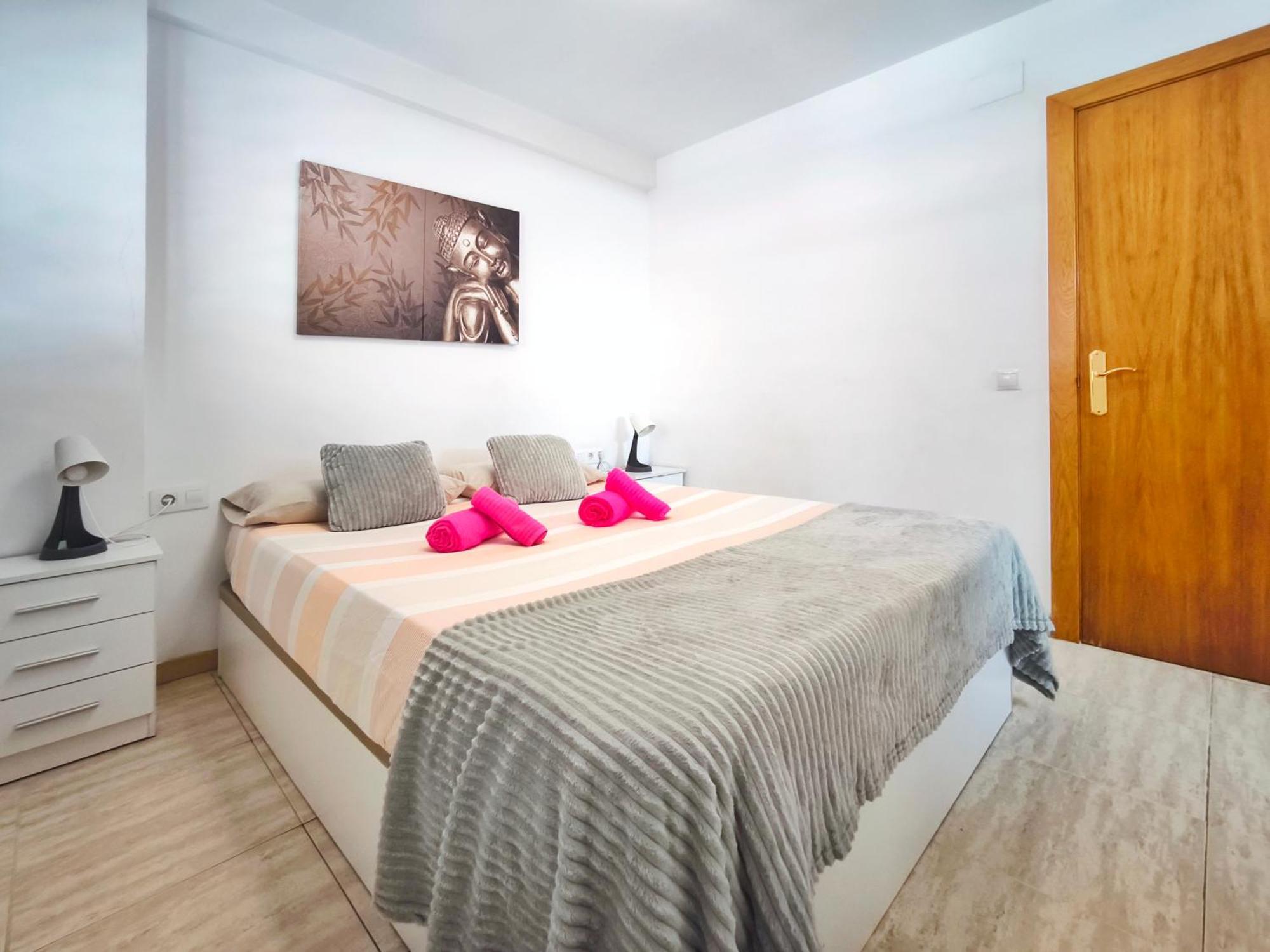 Duplex Con Piscina En *